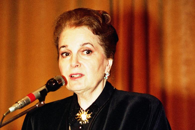 Элина Быстрицкая