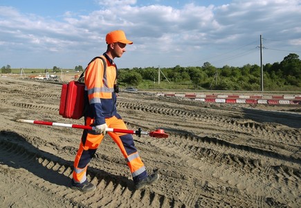 Жителям Подмосковья предложили почувствовать себя дорожниками 