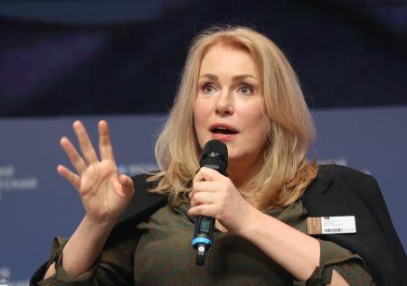 «Невозможно смотреть»: Шукшина разнесла фильмы Гайдая и Рязанова