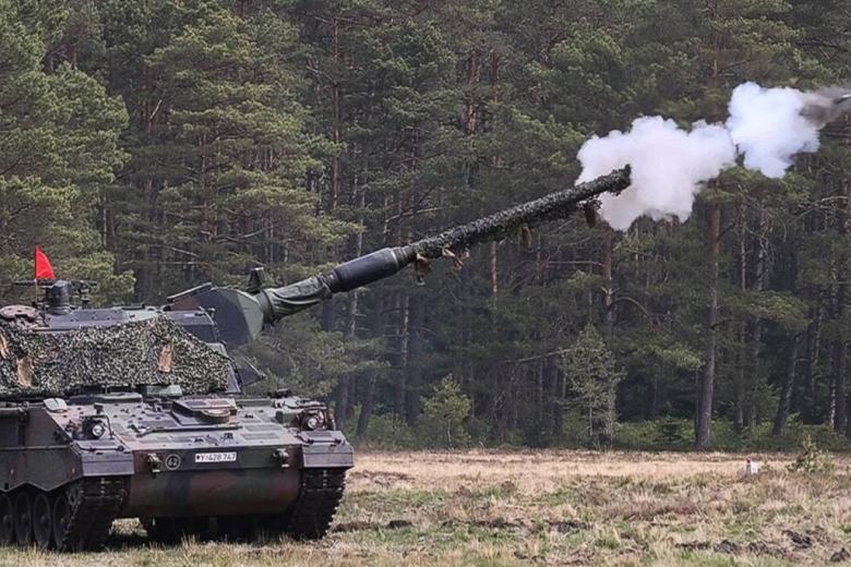 САУ Panzerhaubitze 2000