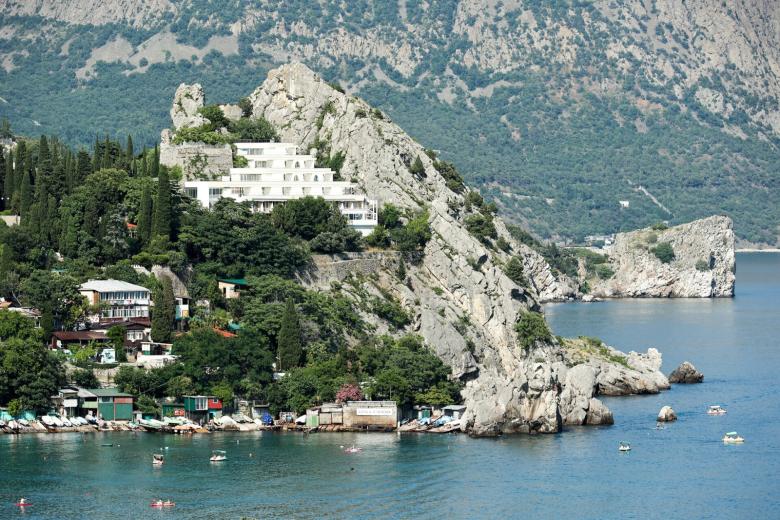 Вид на Генуэзскую скалу в Гурзуфе в Крыму