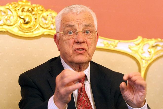 Раймонд Паулс