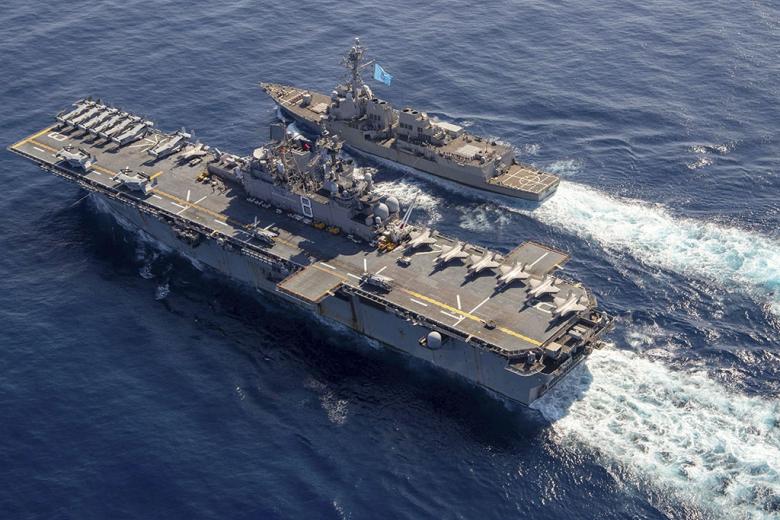 Эсминец USS Chung-Hoon