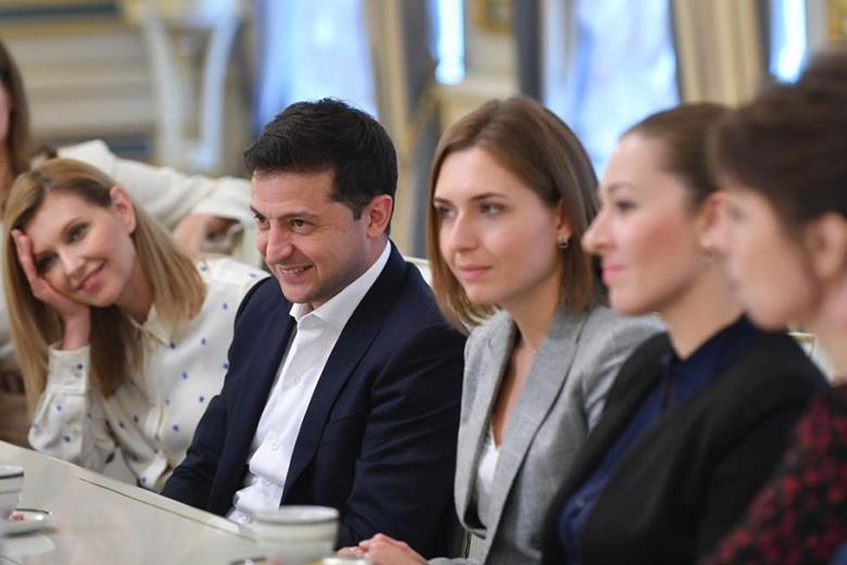 Президент Украины Владимир Зеленский на встрече с учителями