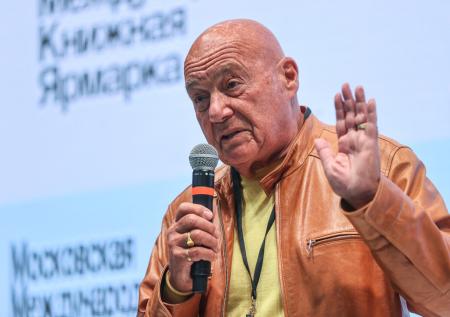 «Вранье собачье»: Познер опроверг сообщения об экстренной госпитализации 