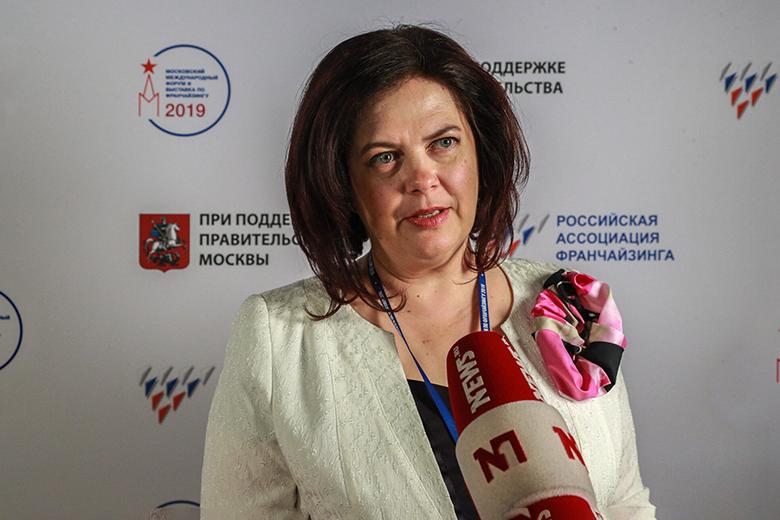 Елена Дыбова