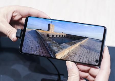 Дисплей Samsung Galaxy S10 назвали лучшим в мире