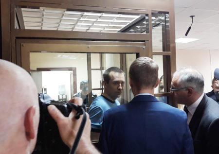 Захарченко намерен вернуть свои миллиарды через суд