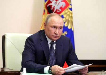 Путин заявил об эффективности макроэкономической политики России