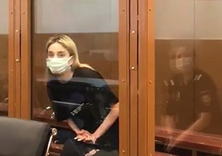 Сокамерница рассказала о состоянии сбившей троих детей студентки в СИЗО