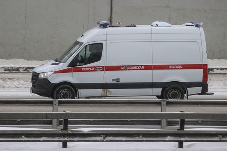 В Красноярске полицейский оказал первую помощь участнику демонстрации