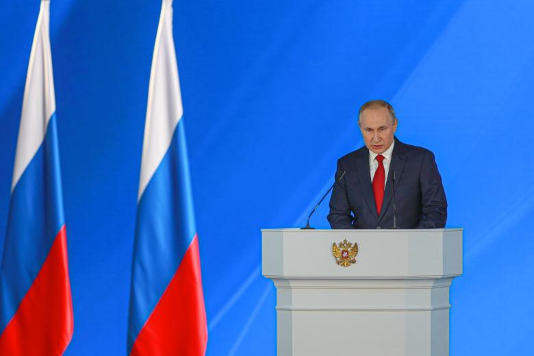 Президент РФ Владимир Путин во время выступления с ежегодным посланием к Федеральному Собранию