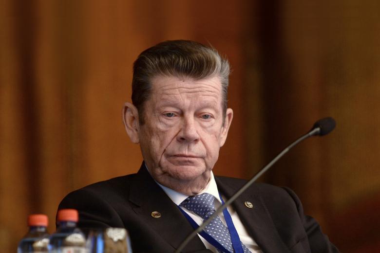 Владимир Грачёв