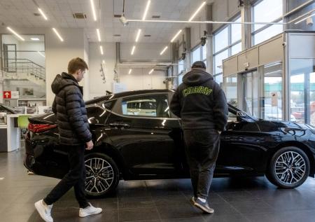 Стало известно, когда в РФ расширят программу льготного автокредитования