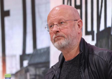 Блогер Гоблин рассказал, сделает ли «смешной перевод» новой «Матрицы»