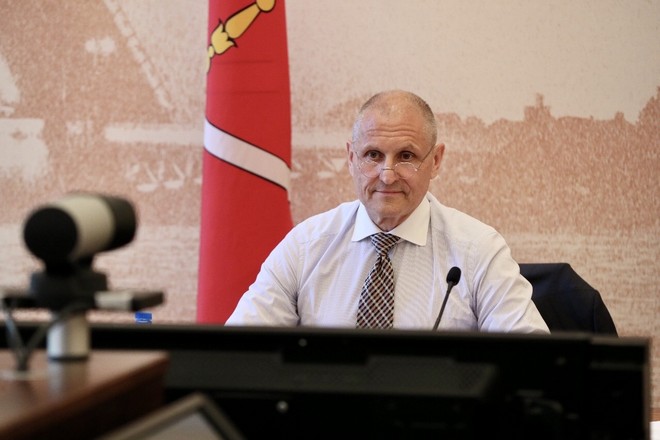 Евгений Елин