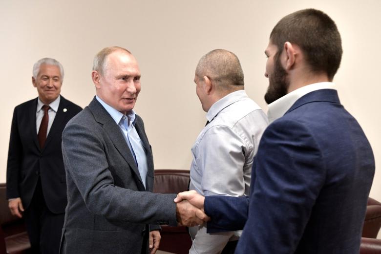 Владимир Путин и Хабиб Нурмагомедов