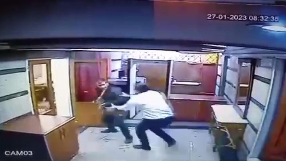 Видео нападения на посольство Азербайджана в Тегеране