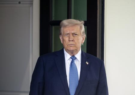 Трамп ответил на вопрос о «троллинге» Канады и Гренландии
