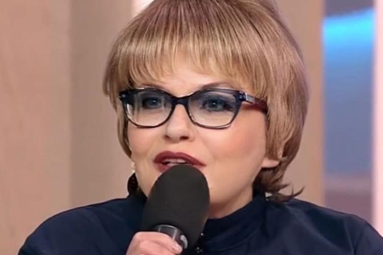 Александра Яковлева