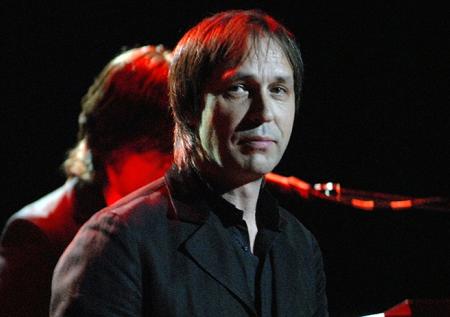 Представитель певца Носкова рассказал о его состоянии