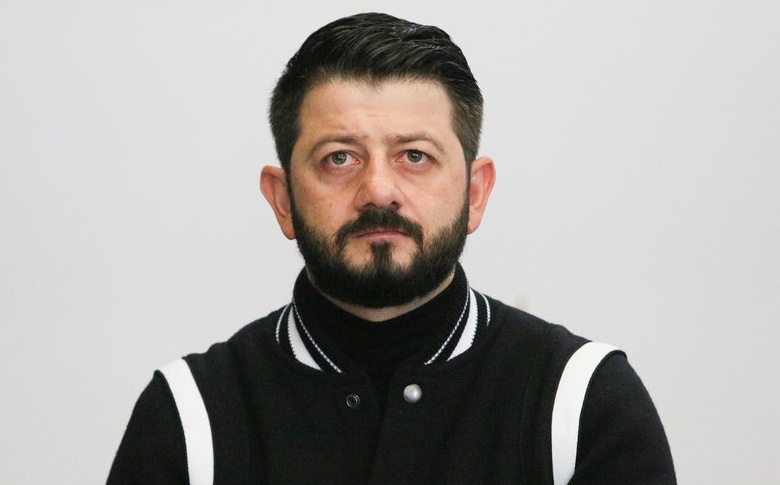 Михаил Галустян