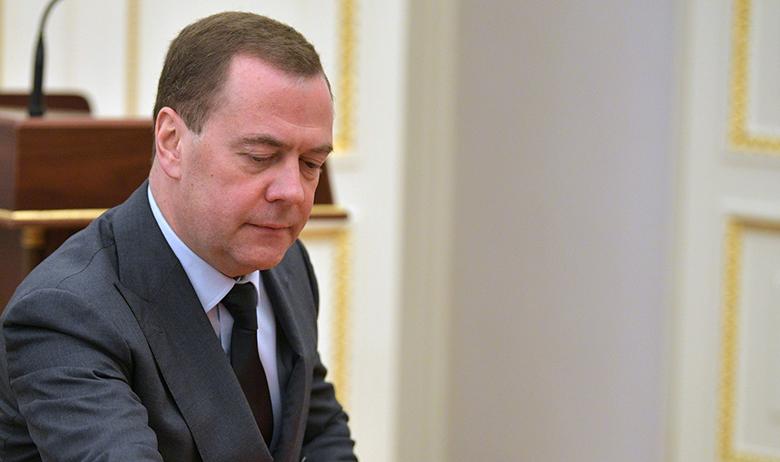 Дмитрий Медведев 