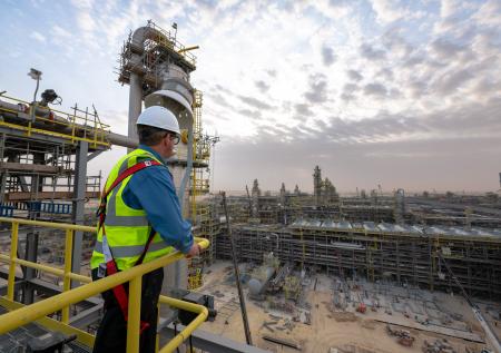 Чистая прибыль Saudi Aramco во II квартале упала почти в четыре раза
