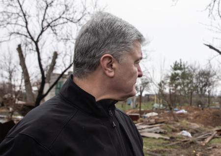 Порошенко дважды за сутки не дали покинуть Украину