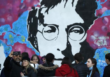Опубликована последняя песня The Beatles с вокалом Джона Леннона