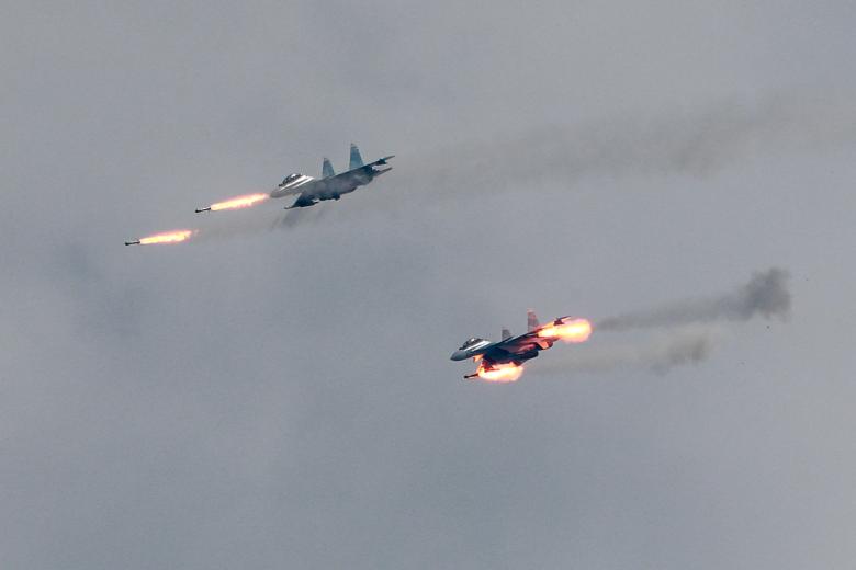 Сверхманёвренные истребители с управляемым вектором тяги Су-35