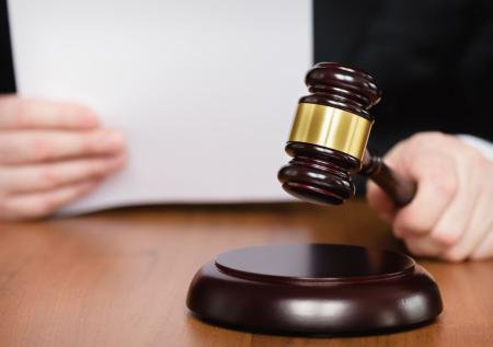 Сотрудникам мэрии Новосибирска дали условные сроки за хищение 52 квартир