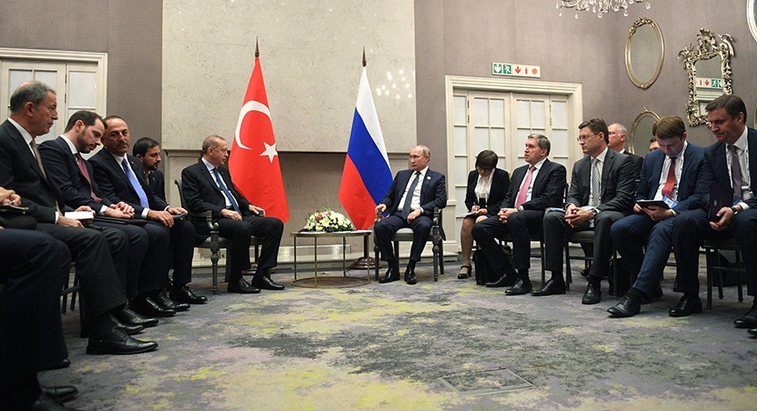 Президент Турции Реджеп Эрдоган и президент РФ Владимир Путин в рамках встречи саммита БРИКС 2018