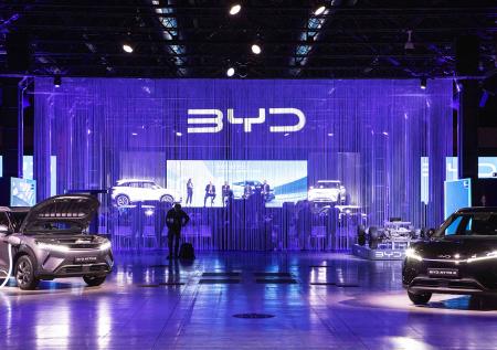 BYD «подмяла» Volkswagen и Ford после презентации ультрабыстрой зарядки