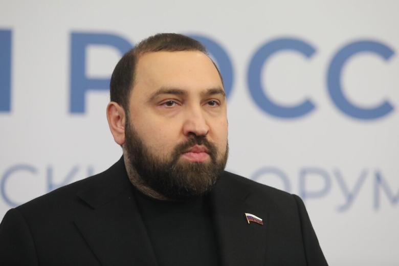 Султан Хамзаев