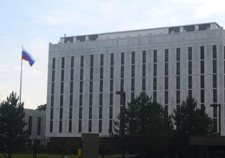 Посольство РФ в Вашингтоне призвало «прекратить гонения» на россиян