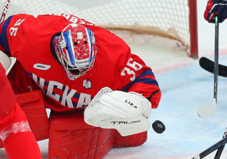 «Локомотив» вновь вырвал победу у ЦСКА в матче КХЛ