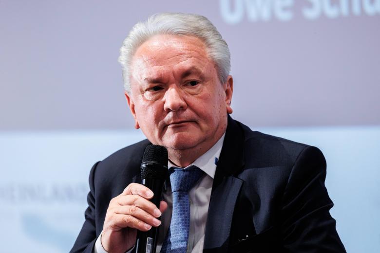 Армин Паппергер