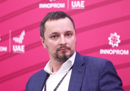 «Проникает во все области»: Рогозин о значении технологии ИИ