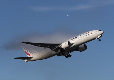 Air France откажется от одноразовой пластиковой посуды к концу 2019 года