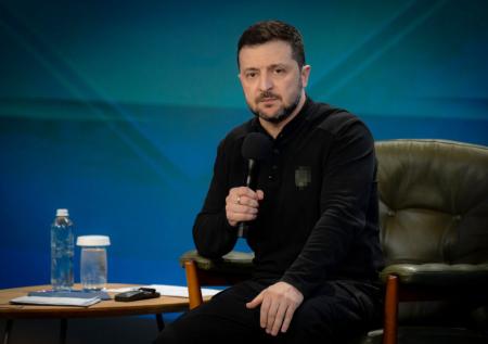 Стало известно, как Зеленский намерен обхитрить оппонентов на выборах