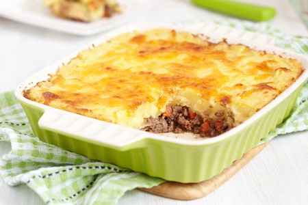 Запеканка с кабачком и фаршем — сочная вкуснятина на ужин за 15 минут!