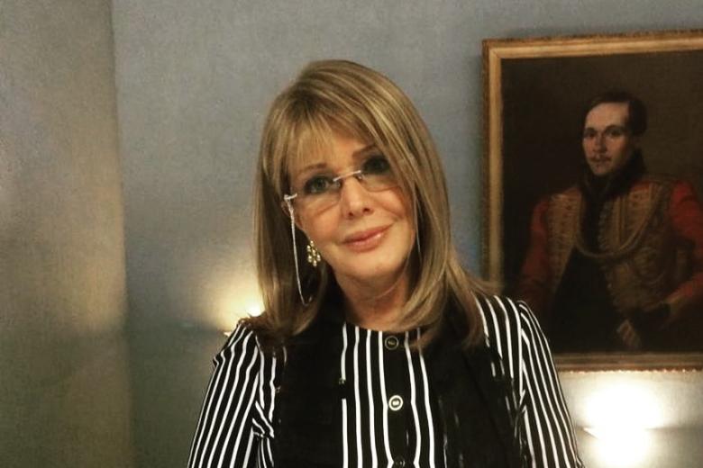 Елена Проклова