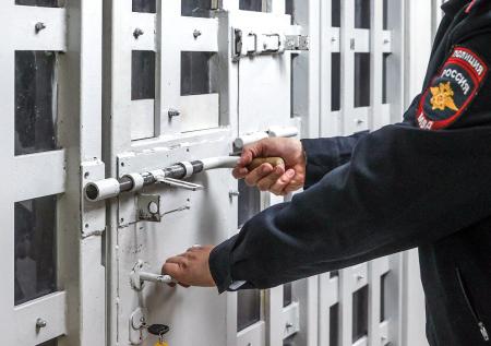 Суд вынес приговор хакеру за кражу 300 гигабайт данных клиентов «Гемотеста»