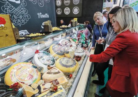Новые антисанкции: кому мешают хамон и пармезан