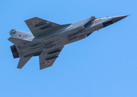 МиГ-31 поднялся для сопровождения норвежского самолёта над Баренцевым морем