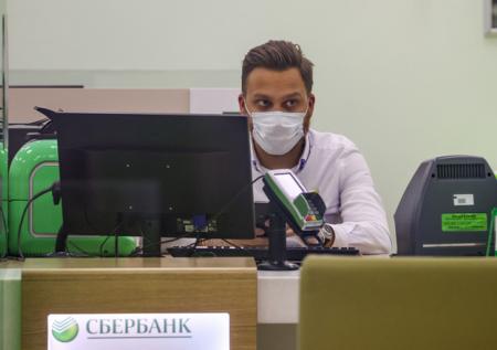 Россияне жалуются на отказы банков в кредитных каникулах