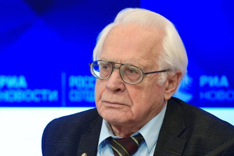 Михаил Маров