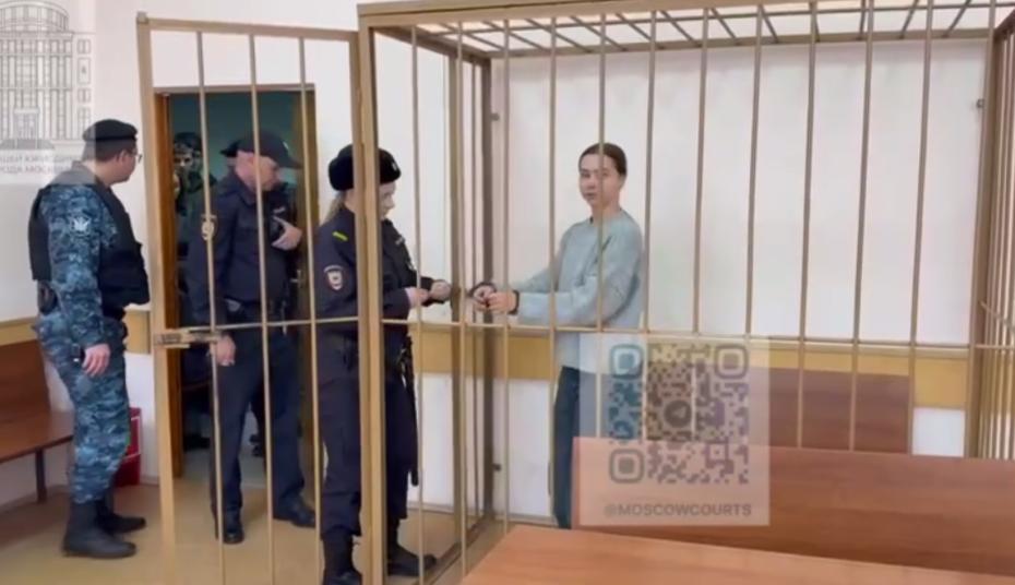 Александра Митрошина в суде