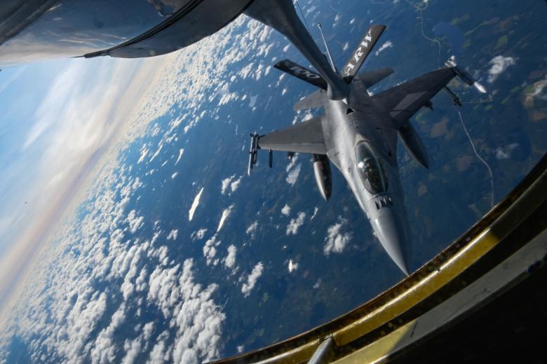 F-16